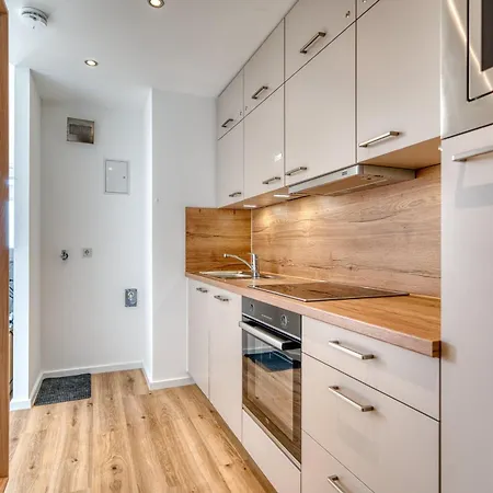 - Haus L, App 0l1101 Apartman